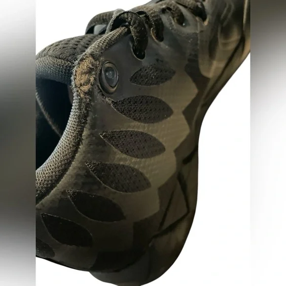 Puma MB.01 IRIDESCENT DREAMS Black Lamelo Ball - Picture 4 of 4